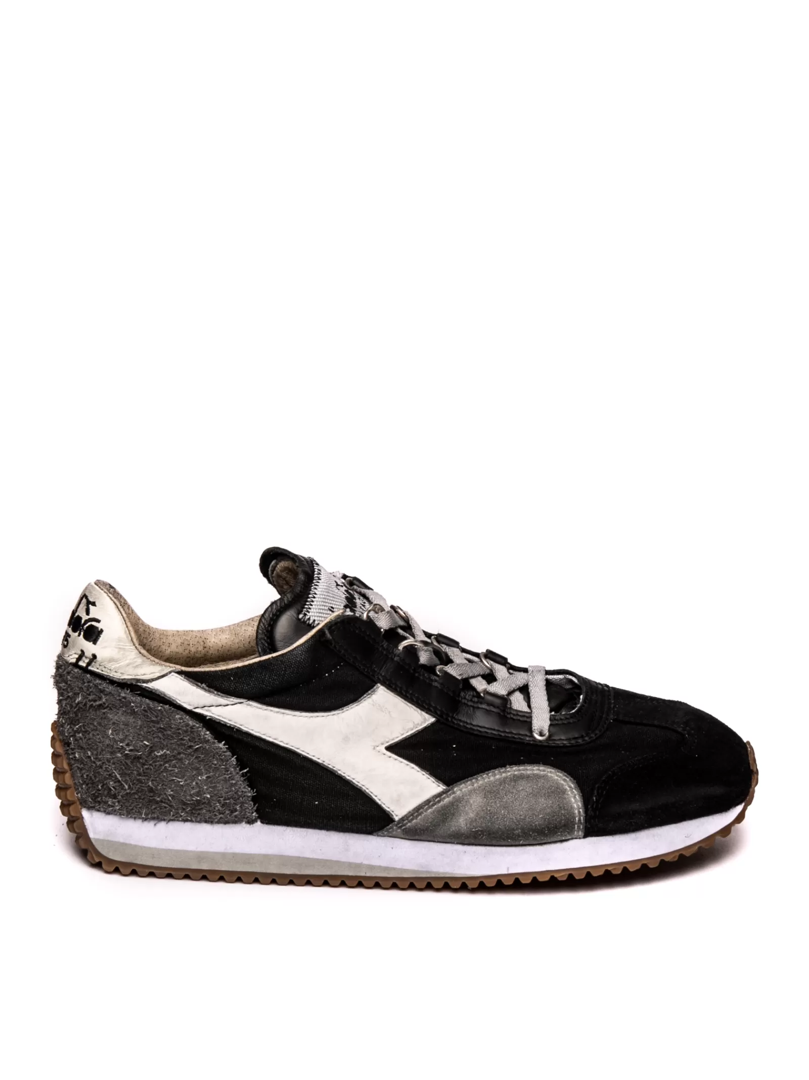 Cheap DIADORA Sneakers