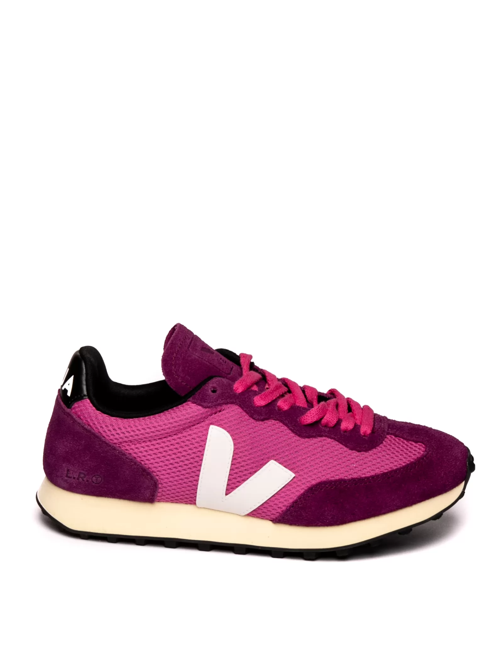 Flash Sale VEJA Sneakers