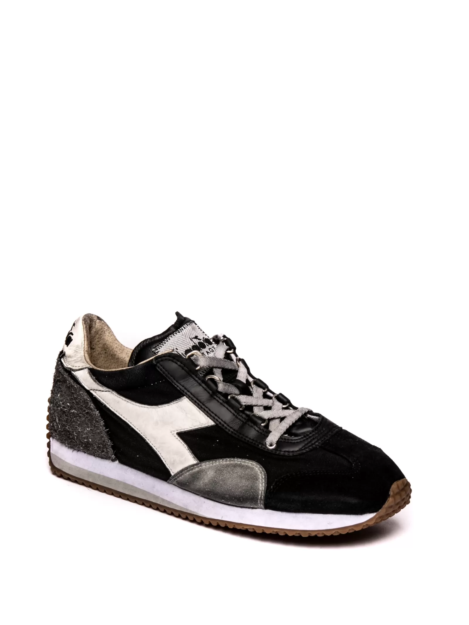 Cheap DIADORA Sneakers